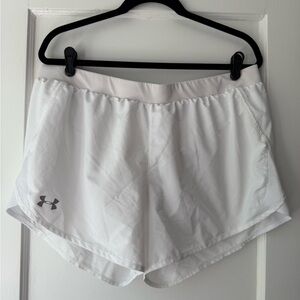 Under Armour White Athletic Shorts Lightweight Moisture-Wicking